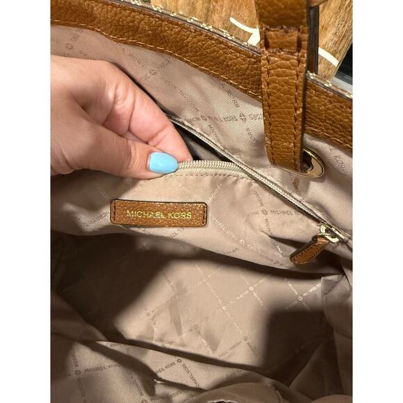 Michael Kors Jet Set Signature Handbag Tote Bag Purse Brown Tan - Picture 6 of 9